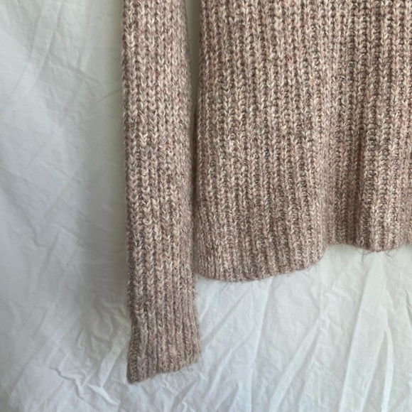 Abercrombie and Fitch chunky cotton turtleneck sweater Size Small - Picture 13 of 16